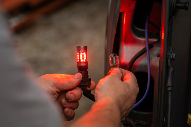 7440/7443: XB LED Bulbs (Switchback / Set)