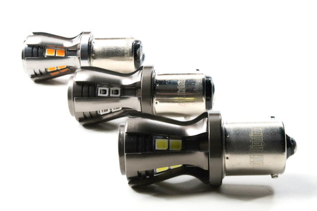 1156: GTR Armor (White / Pair)