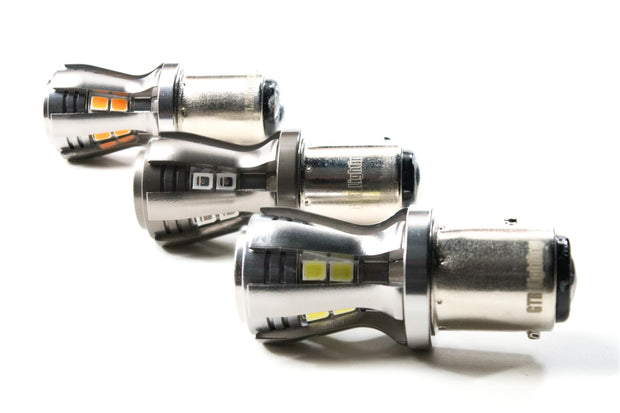 1157: GTR Armor (Red / Pair)