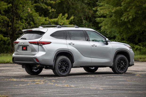 2 Inch Lift Kit  2020 Toyota Highlander 4WD Rough Country