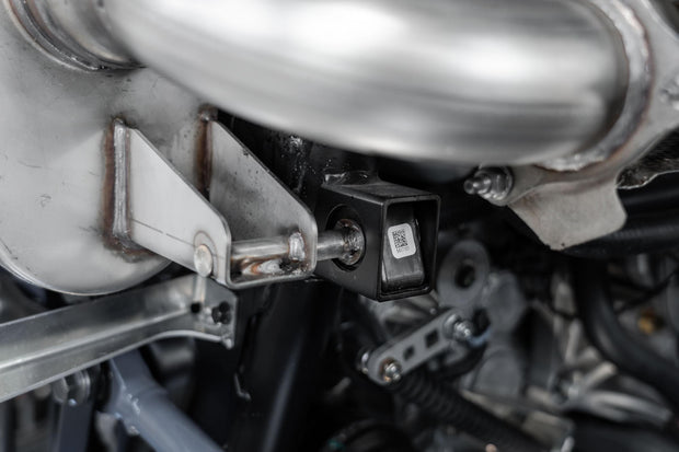 20-Up Polaris RZR PRO XP Slip-on Active Exhaust Dual Outlet with Carbon Fiber Tips Performance Series MBRP