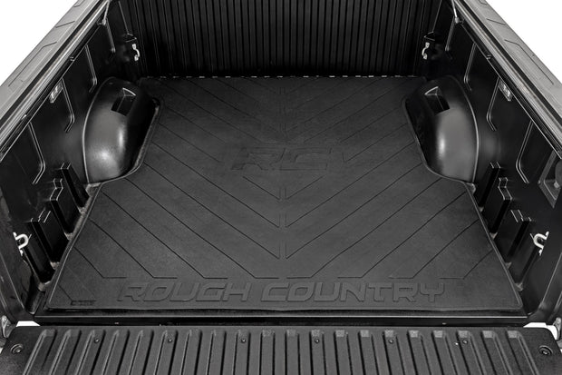 Bed Mat 5 Foot 7 Inch Bed RC Logo Toyota Tundra 2WD/4WD (22-23) Rough Country