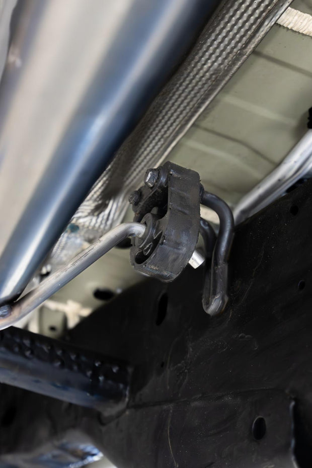 21-Present Chevrolet/GMC Tahoe/Yukon 3 Inch Cat Back Dual Split Rear Exhaust System, Armor Pro T304SS with Quad Carbon Fiber Tips MBRP